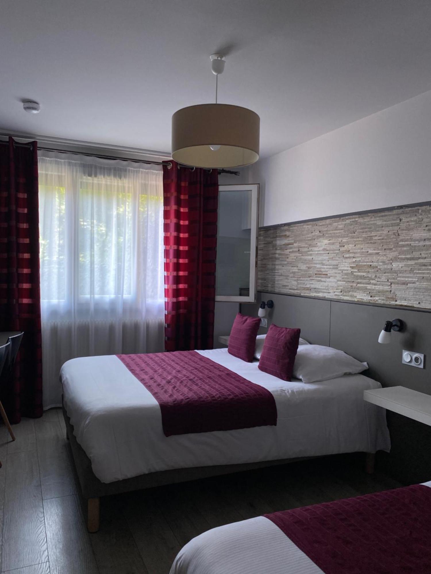 Auberge Des Moulins Pont-Les-Moulins Екстериор снимка